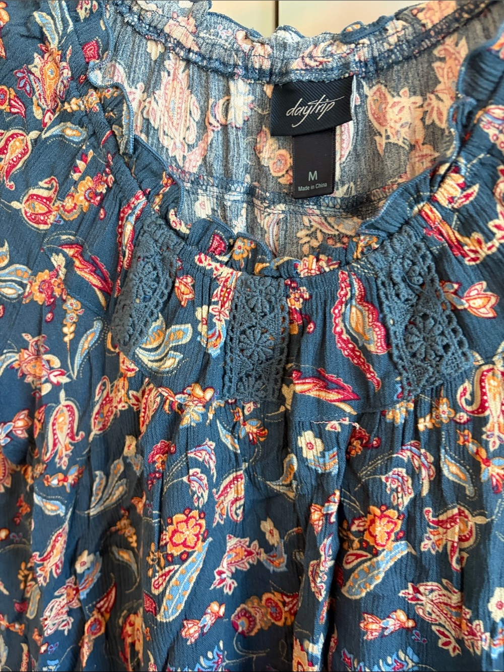 Daytrip Blue Paisley Flutter Sleeve Tunic - Picture 3 of 4